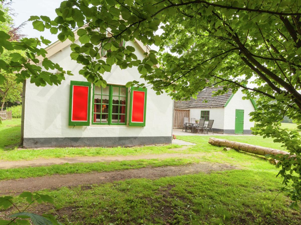 Cozy Holiday Home Near Forest In Baarn Kültér fotó
