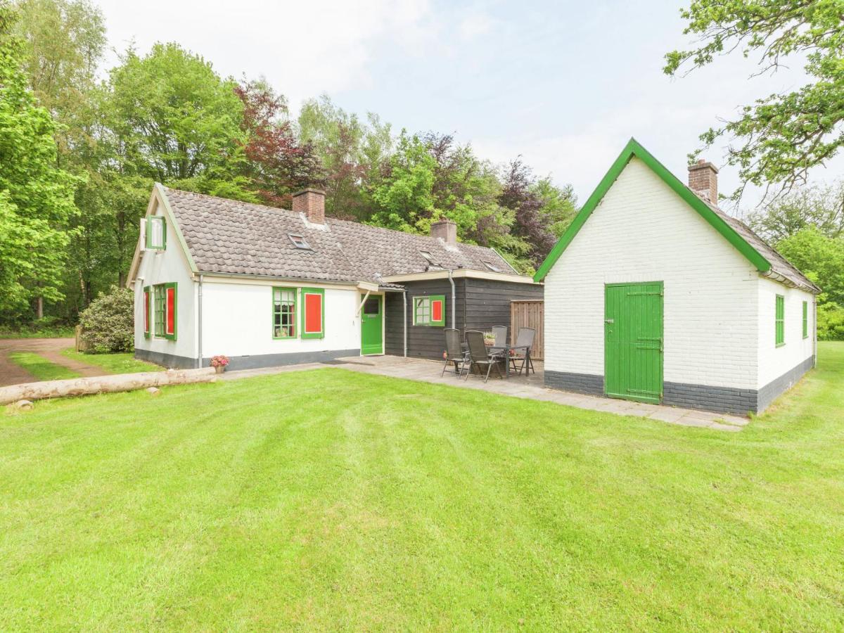 Cozy Holiday Home Near Forest In Baarn Kültér fotó