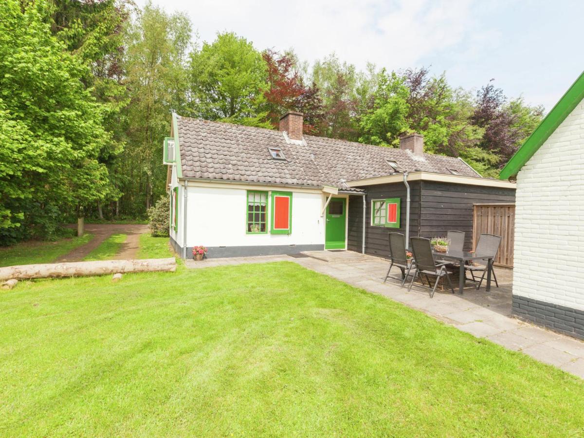 Cozy Holiday Home Near Forest In Baarn Kültér fotó